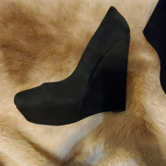 BAKERS - WEDGED BLACK PLATFORM - Picture 2 of 4